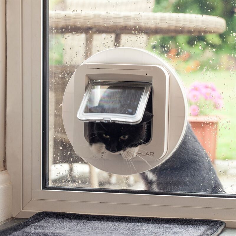 SureFlap Microchip Cat Flap Electronic Cat Door Locker - White / Brown